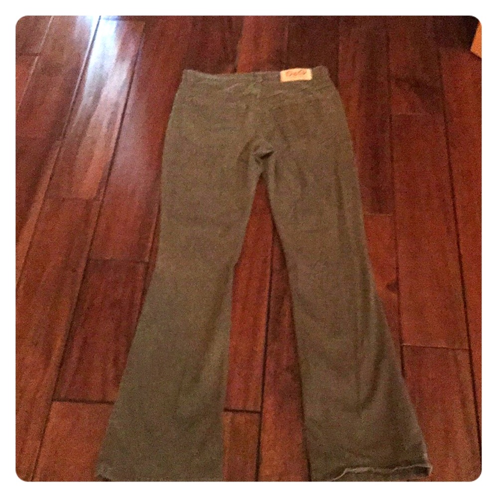 D&G cotton tan pants